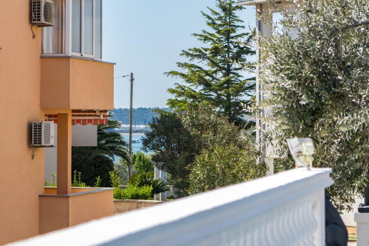 Andriano Διαμέρισμα Μεντουλίν Εξωτερικό φωτογραφία